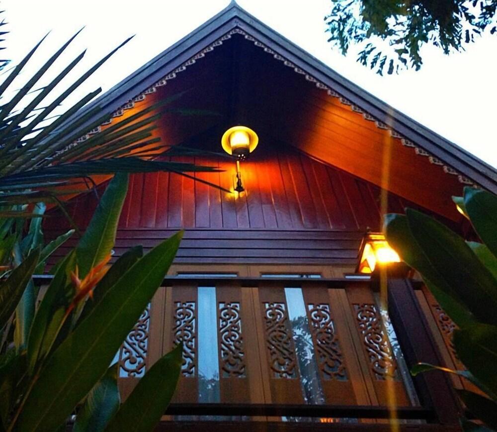 Baifern Homestay Ayutthaya Eksteriør billede