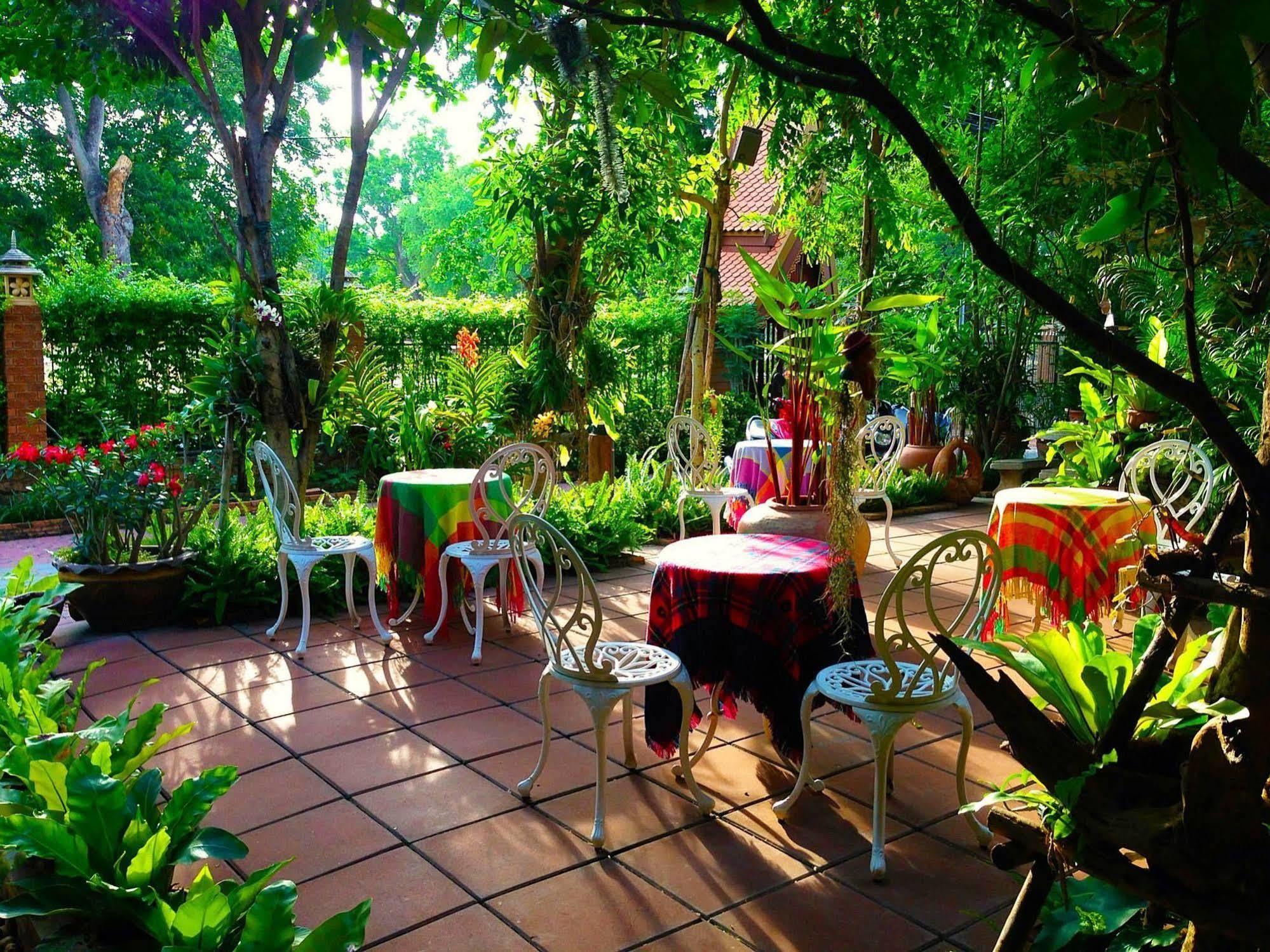 Baifern Homestay Ayutthaya Eksteriør billede